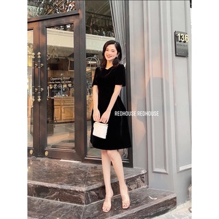 Váy nhung hở vai