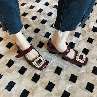 Giày da mũi vuông đính kim cương giả thời trang cổ điển