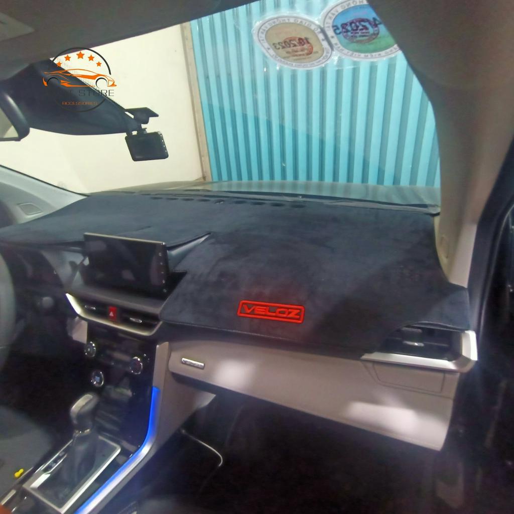 Thảm Taplo Toyota Chất Liệu Nhung Lông Cừu Dày Yaris Cross Fortuner Innova Camry Altis Vios Rush Wigo Raize Avanza Veloz