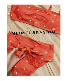 Bikini cạp cao tim đỏ