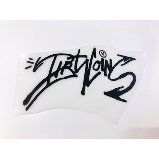 Hình in ủi áo trực tiếp bằng bàn ủi chữ dirty coin sticker logo patch