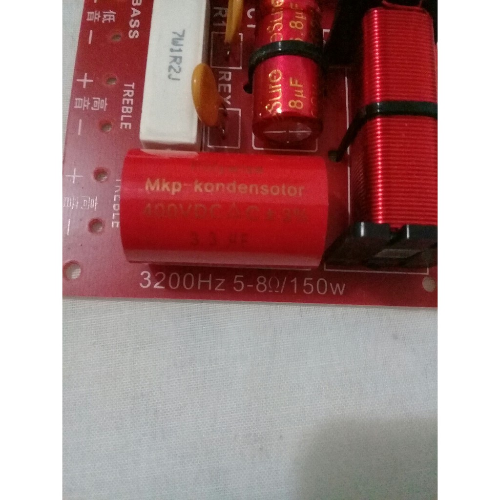 Phân tần 1 bass 2 treble