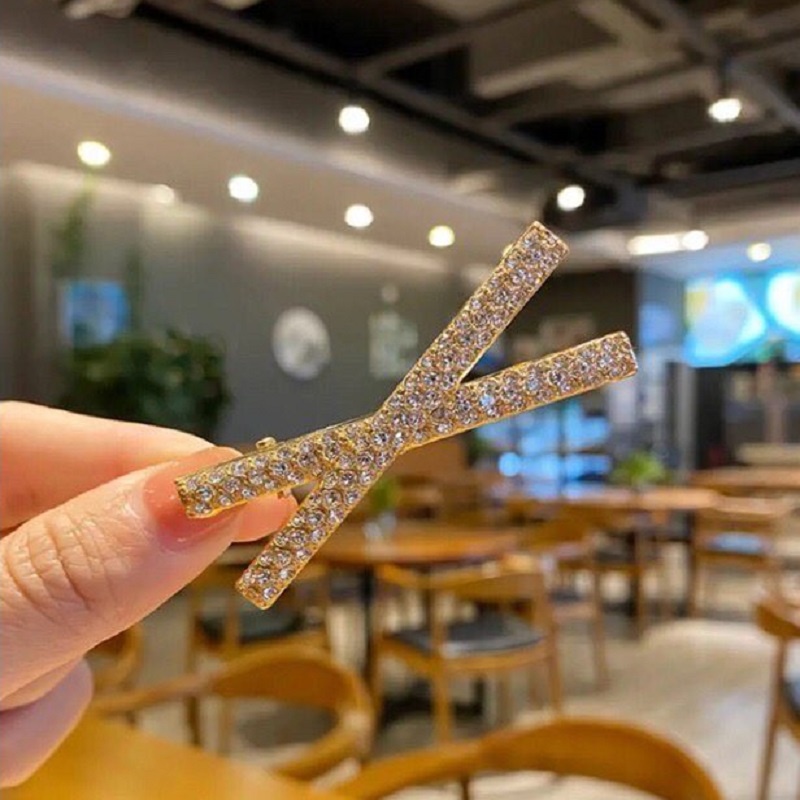 Kẹp Tóc Nữ Đính Đá Thời Trang Phong Cách Hàn Quốc Set 5 Chiếc Mẫu Hình Khác Nhau
