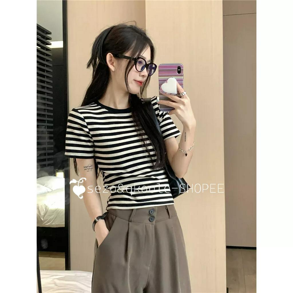 qkoole  Áo Thun Nữ Ngắn Tay Sọc Ngang Thời Trang Hàn Quốc
