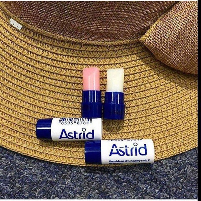 Son dưỡng môi Astrid