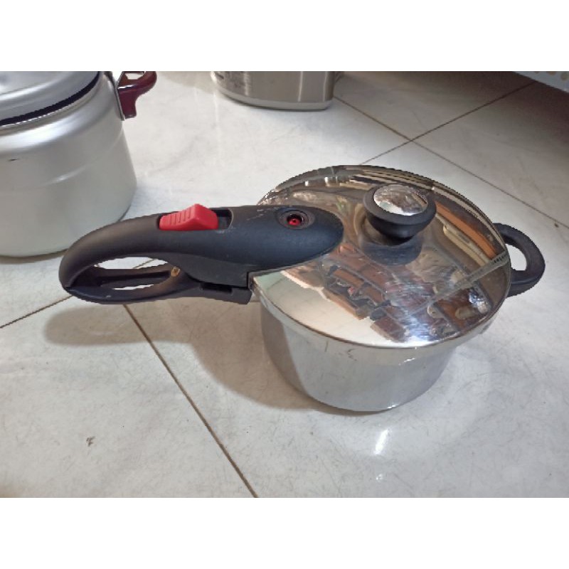 Nồi áp suất Nhật Bản , dung tích 3 lit