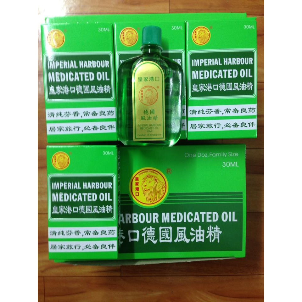 Dầu gió xanh Sư tử đỏ Singapore Imperial Harbour Medicated Oil 30ml