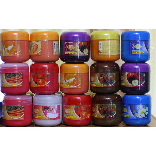 Muối tắm tẩy da chết Oilly - Carebeau Lightening Salt Spa 700ml | BigBuy360 - bigbuy360.vn