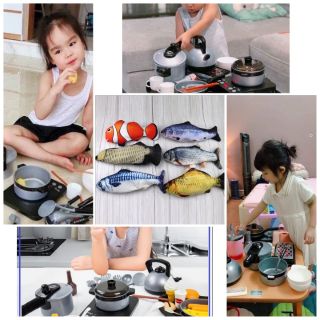 Combo bộ đồ chơi nhà bếp 36 món và 1 cá vẫy đuôi có đèn có nhạc như thật