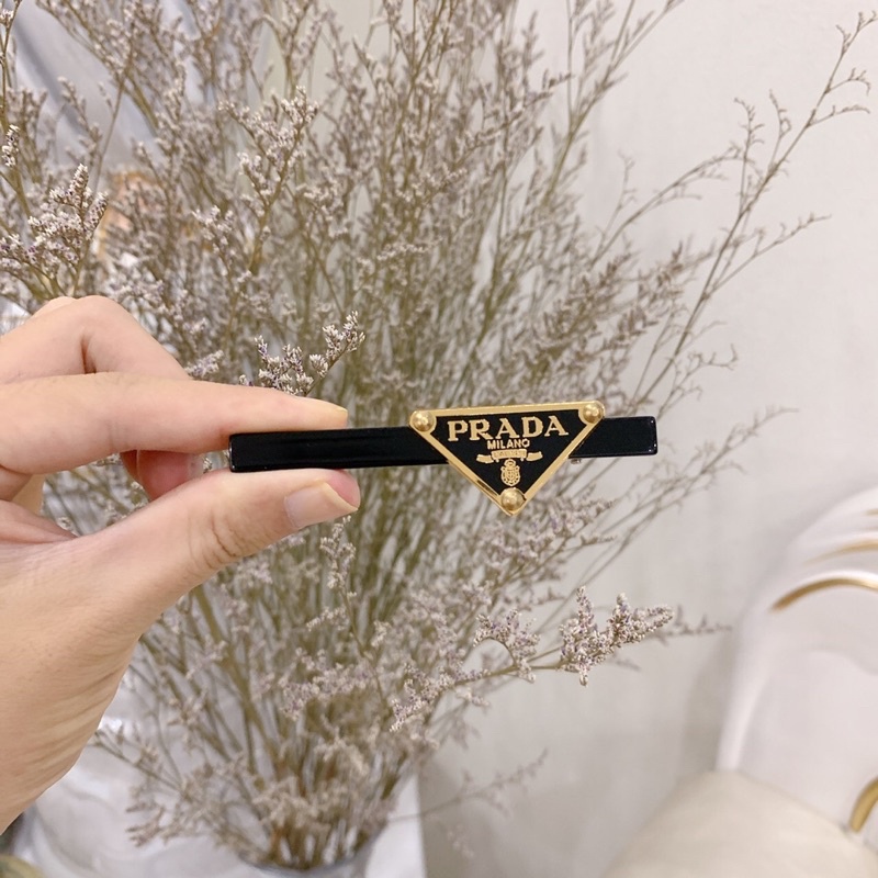 Kẹp mái prada xinh
