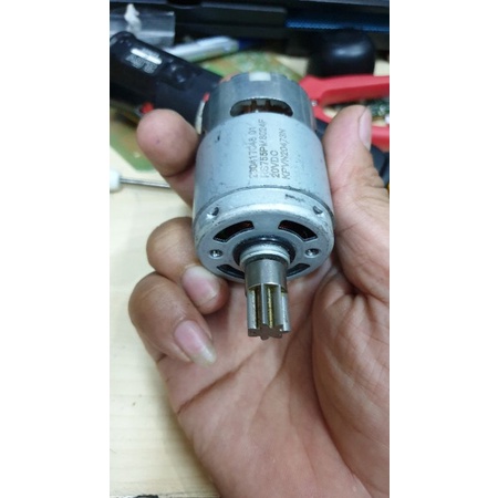 ĐỘNG CƠ 755/700  18V~ 20V  CHO MÁY KHOAN PIN