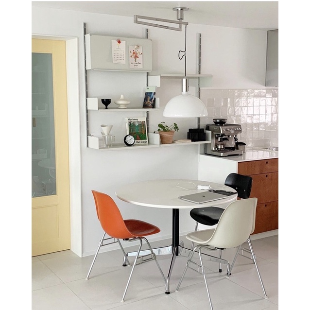 Ghế tựa lưng Eames chair acrylic phong cách Hàn Quốc nhiều màu