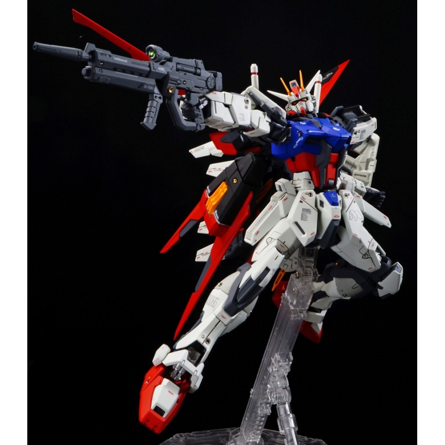 MÔ HÌNH LẮP RÁP MG BANDAI AILE STRIKE
