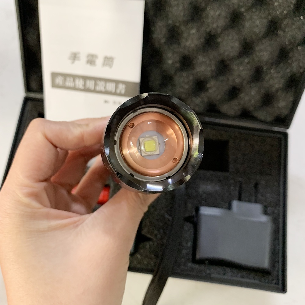 Đèn pin siêu sáng S016 - chính hãng MAYOR WOLF chống nước IP65, sạc siêu bền