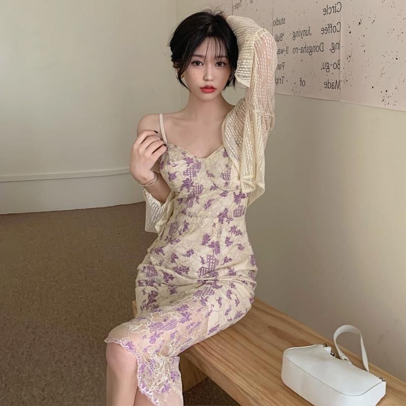 Bộ Áo Cổ Yếm Phối Ren Dáng Ôm Thời Trang Mùa Hè Pháp Cho Nữ