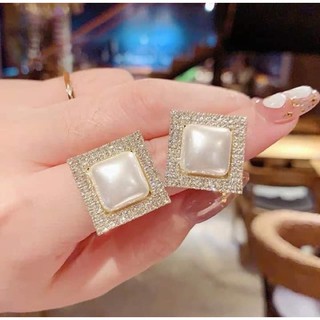 Combo 3 bông tai + 2 kẹp tóc....♥️♥️