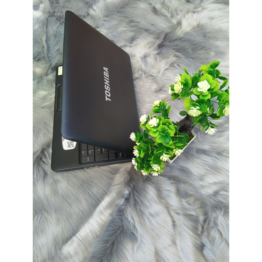 Combo Laptop cũ giá rẻ Core i3, i5, i7 ram 4gb - 8gb