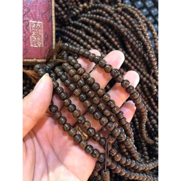 Chuỗi Vòng Tay Trầm Hương 108 Hạt Hợp Phong Thuỷ N21