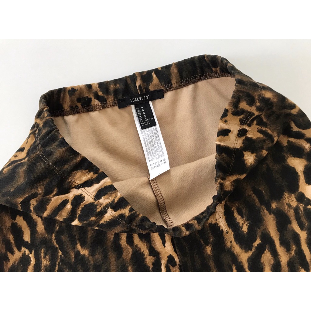 Quần short biker ôm da beo nâu vnxk