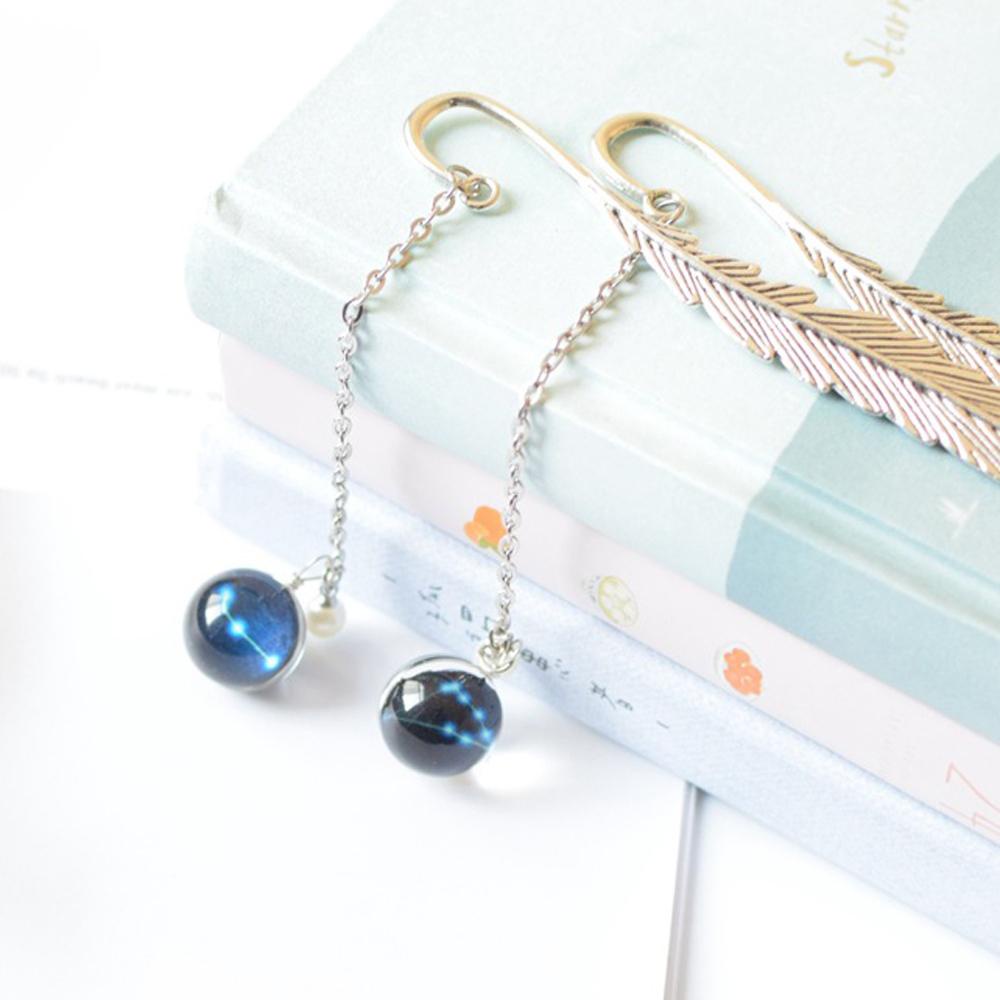 Thẻ Đánh Dấu Trang Sách Bằng Kim Loại Dạ Quang Sáng Tạo