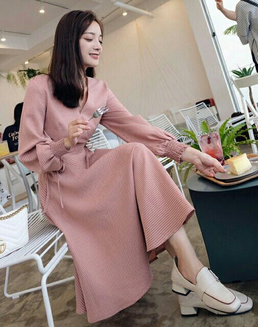 Đầm buộc eo tay dài bo cổ tay, kèm ảnh thật