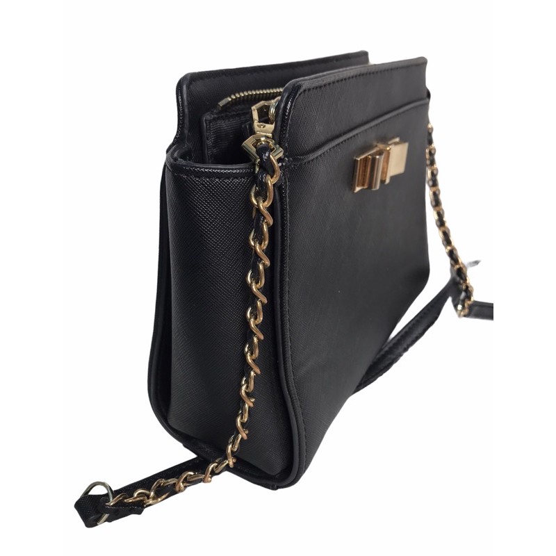 💚 👜  Túi đeo chéo màu đen hiệu Charles and Keith - độ mới cao
