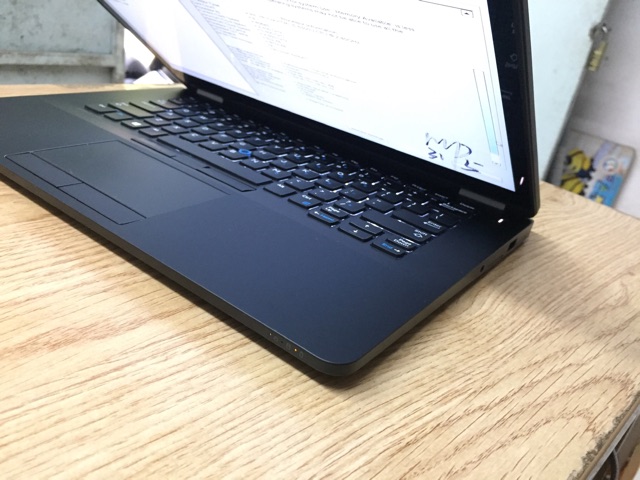 LapTop Dell E7470 - i5/6300U/ 8G / ssd 256G / Màn 14”FHD/ Máy mõng nhẹ cực đẹp | BigBuy360 - bigbuy360.vn