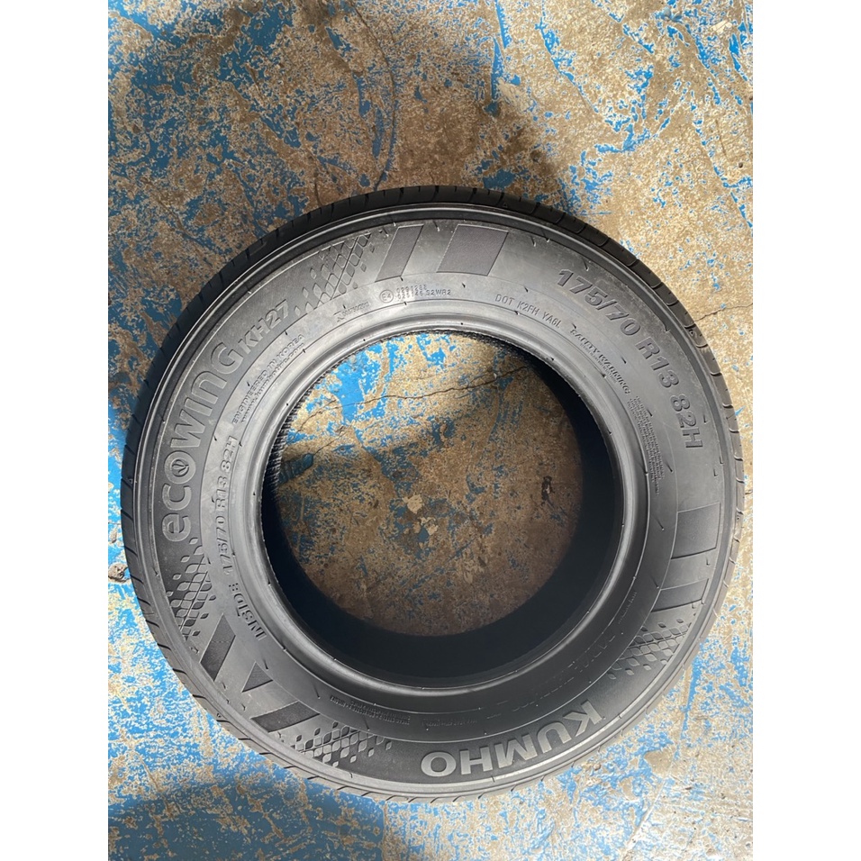 Lốp Kumho 175/70R13 KH27