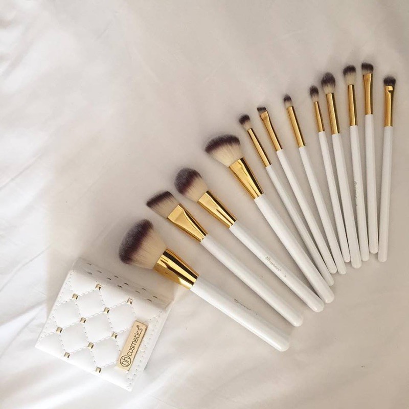 Bộ cọ BH màu trắng White Studded Elegance Brush Set 12 cây