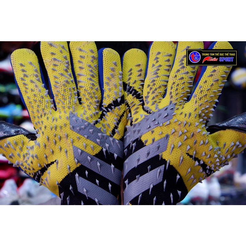 Găng tay thủ môn Predator Pro (không xương) - vàng đen(size8-9-10)