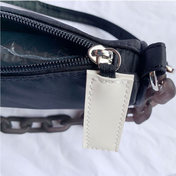 Túi đeo vai phối dây xích thời trang cho nữ | BigBuy360 - bigbuy360.vn