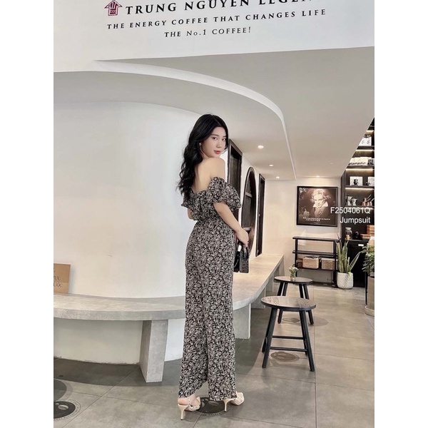 Jumpsuits trễ vai ống xẻ