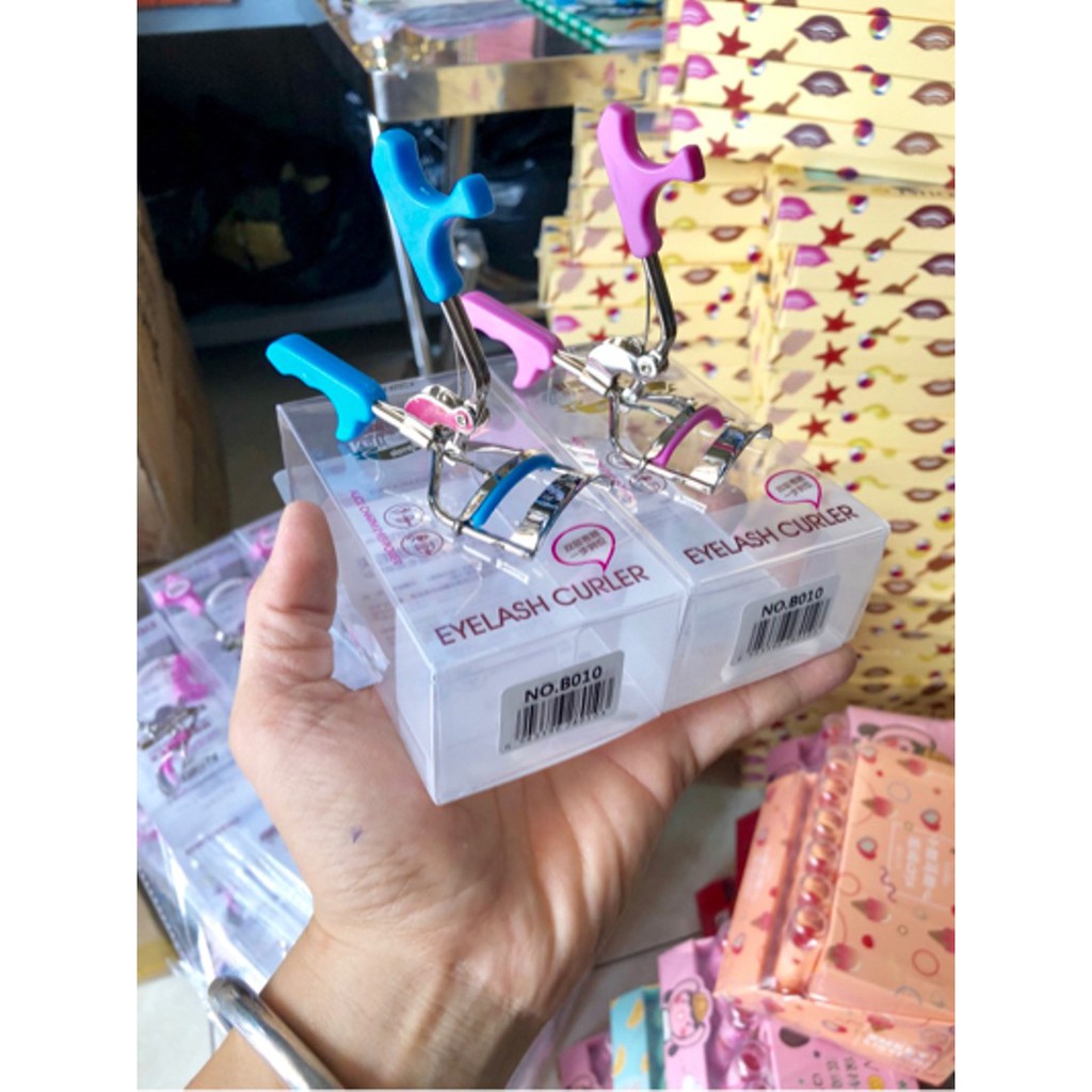 Bấm mi Keli