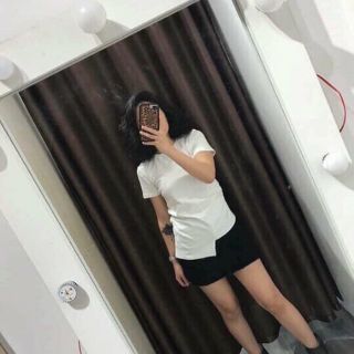 Áo thun vạt lệch