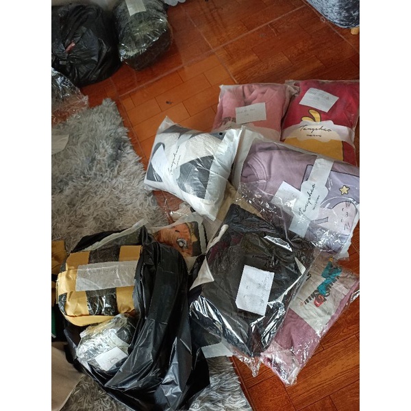 Áo nỉ sweater cho khách chốt live | BigBuy360 - bigbuy360.vn