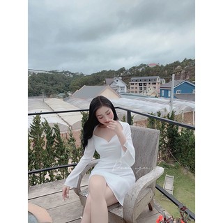 Đầm Xòe Tay Loe Cổ Thiết Kế