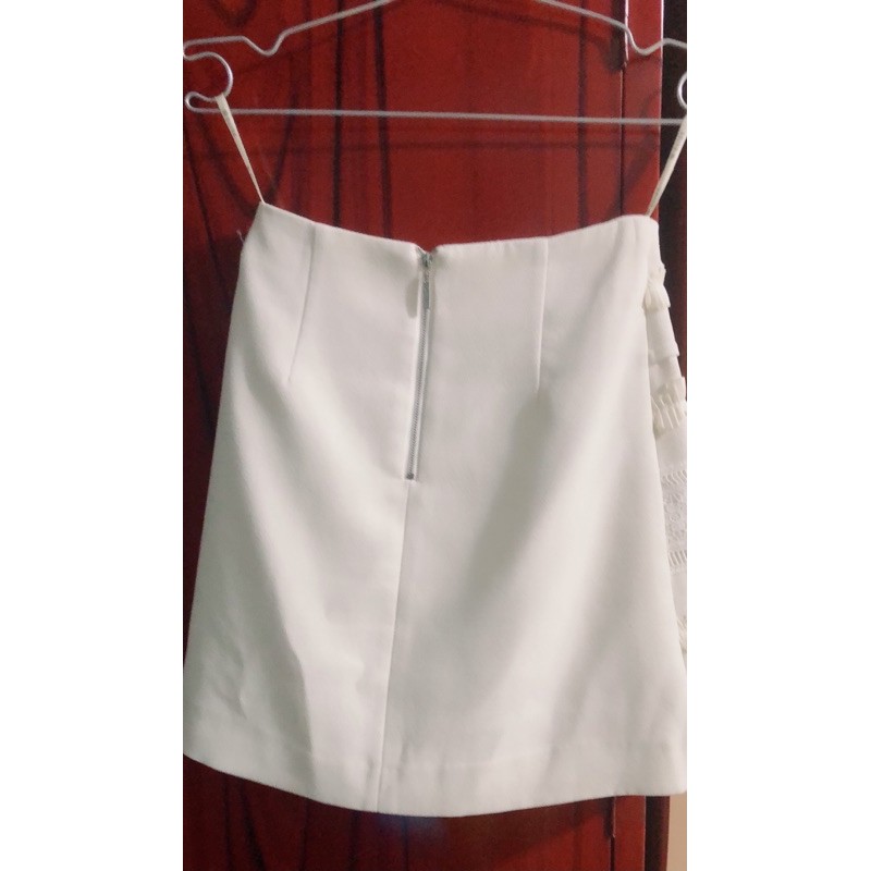 Chân váy Elise trắng xs eo 65