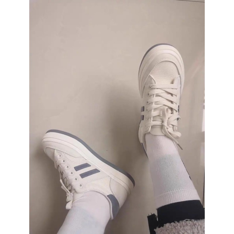 Giày thể thao nữ 2 màu nâu , xám hàng quảng châu bao đẹp