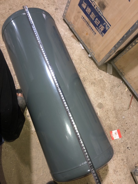Sản phẩm gia đình làm: bầu hơi bình hơi ô tô 25cmx72cm WG9000360703