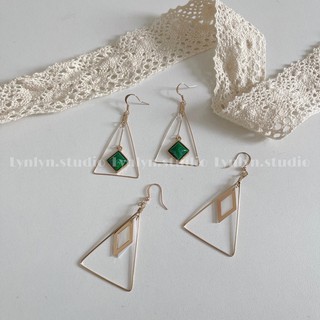 Khuyên tai / bông tai tam giác mảnh (có thay kẹp)