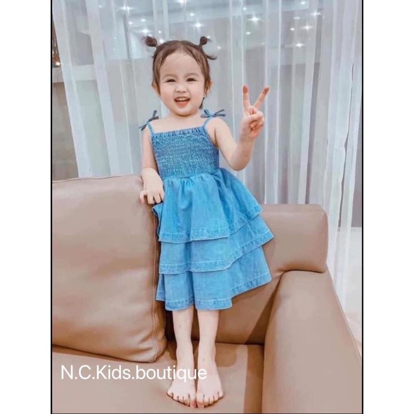 Váy jean tầng xiêu xinh bé gái