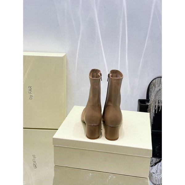 Bốt cổ ngắn mũi vuông da thật cao cấp thương hiệu By Far