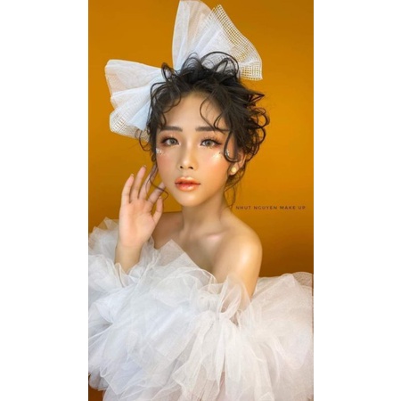 nơ bản to cài tóc