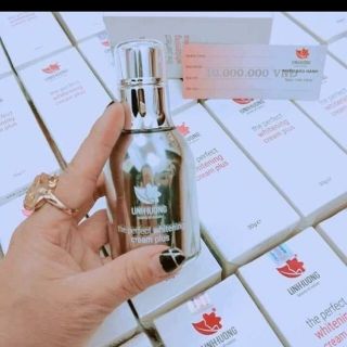 Kem sữa dinh dưỡng trắng da