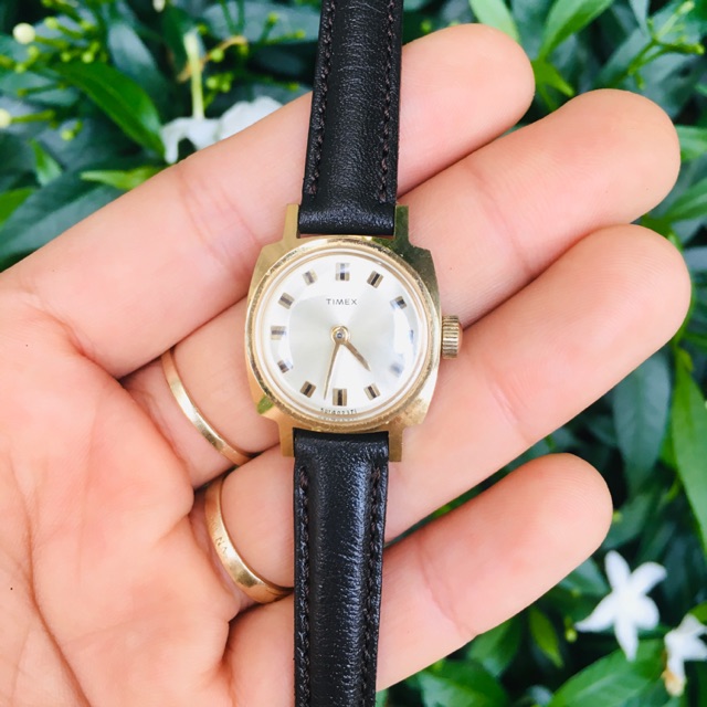 Đồng hồ nữ hiệu Timex Thuỵ Sỹ 01