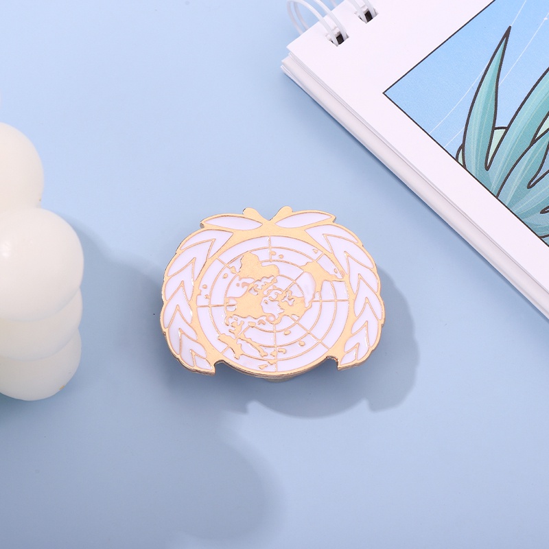 Trâm Cài Áo Hình Trái Đất Sáng Tạo