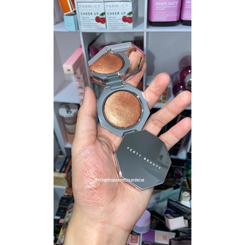 Phấn highlight Fenty màu Fenty Glow Mini
