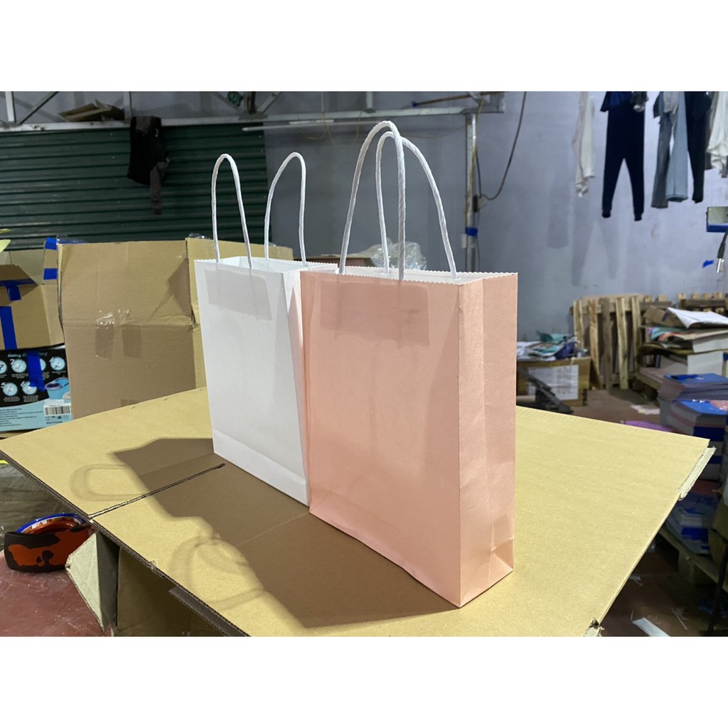 100 Túi giấy Nhật 17x21x6cm quai giấy xoắn cao 21cm ngang 17cm hông 6cm  dáng đứng SET 100 CÁI | BigBuy360 - bigbuy360.vn