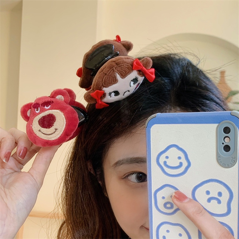 Kẹp Tóc Hình Chú Gấu / Dâu Tây Bằng Lông Nhung Dễ Thương Xinh