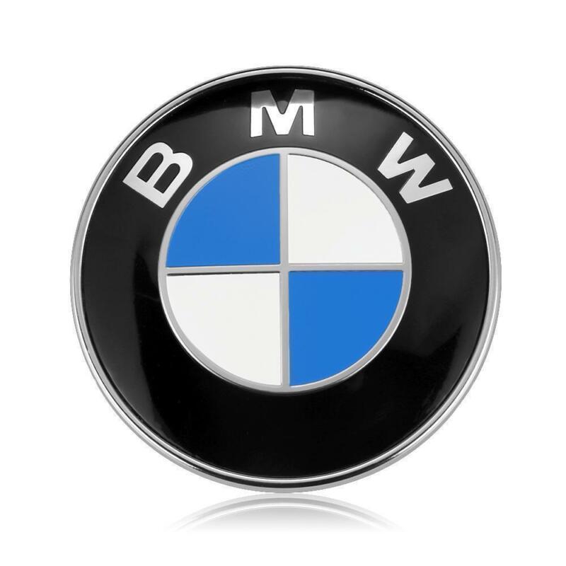 Set 2 logo Bmw gắn mui xe hơi cỡ 82mm 74mm